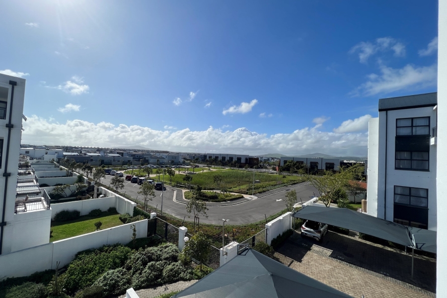 1 Bedroom Property for Sale in Sandown Western Cape